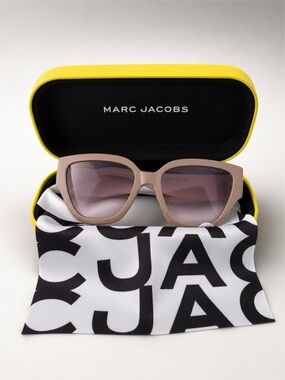 Marc Jacobs Taupe Cat-Eye Sunglasses with Gradient Lenses
